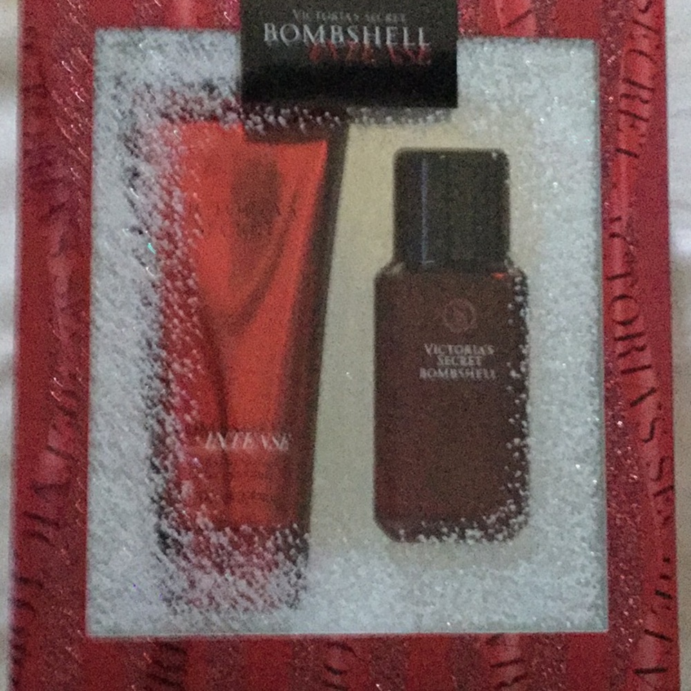 Victoria’s Secret Gift Set - Picture 5 of 6